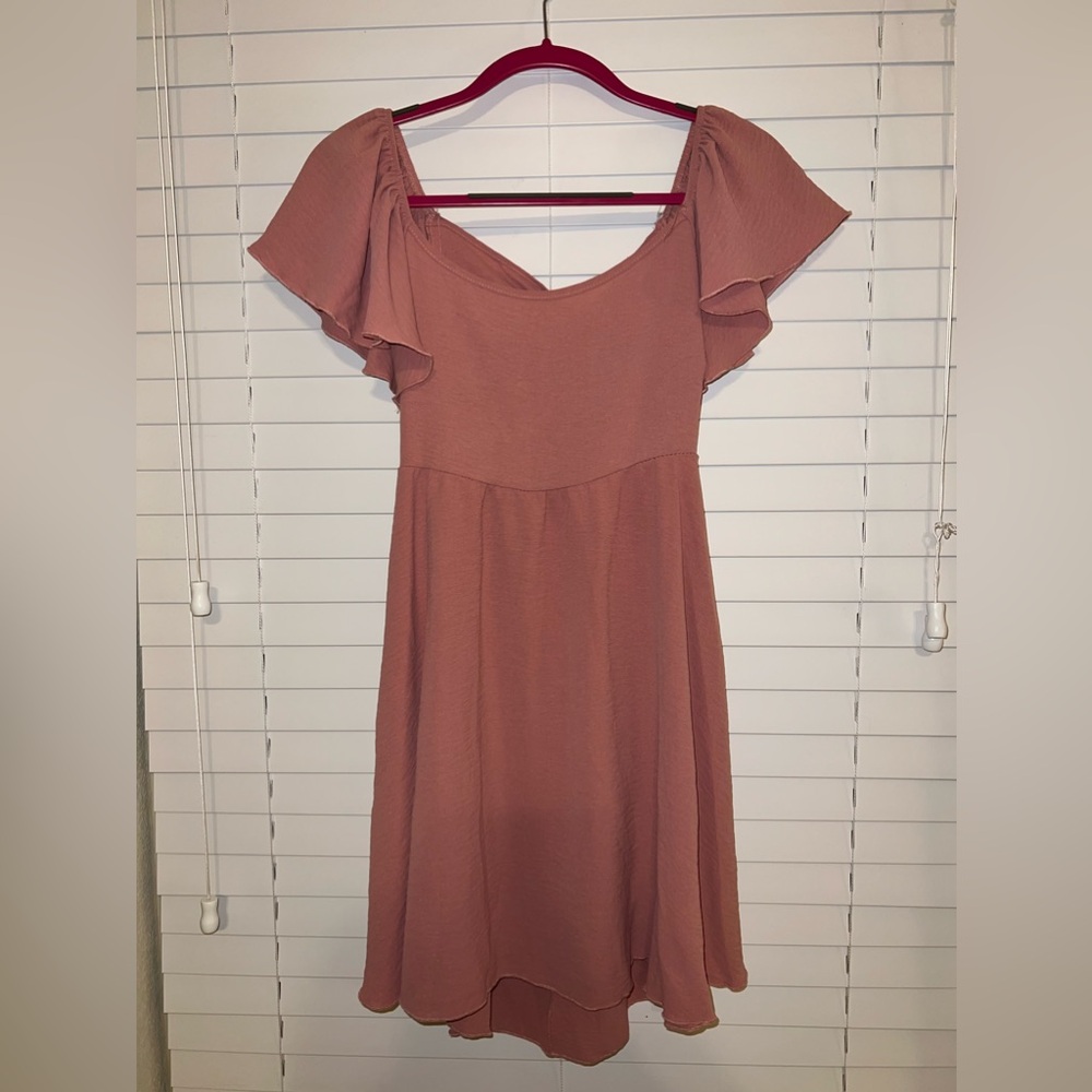 Pink short sleeve backless mini dress